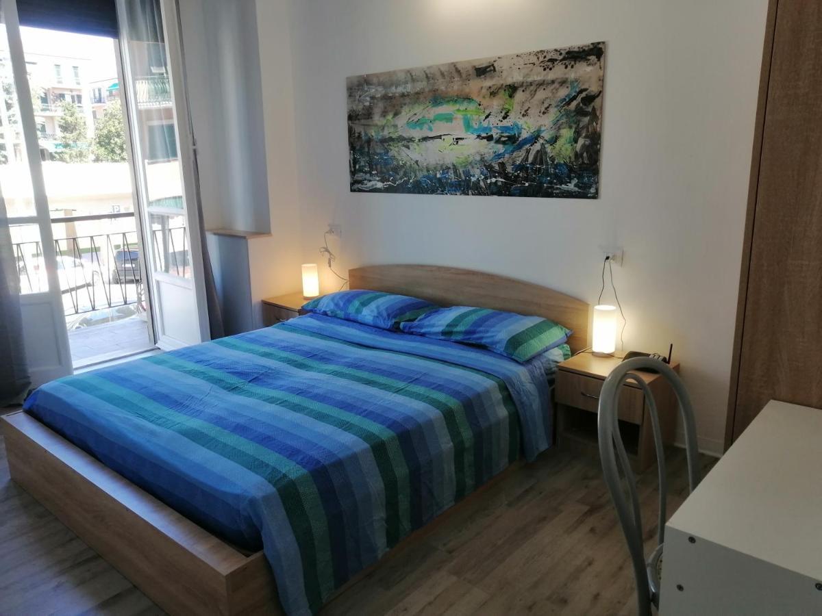 Albergo Blue Fish Albisola Superiore Kültér fotó